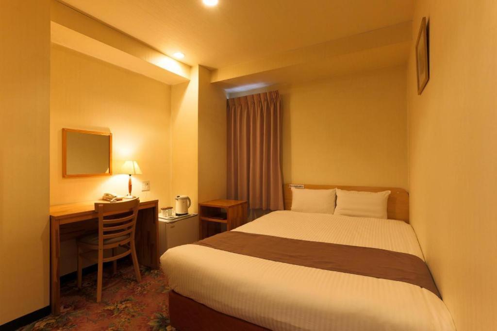 Hotel Bougainvillea Minowa Tokio Buitenkant foto